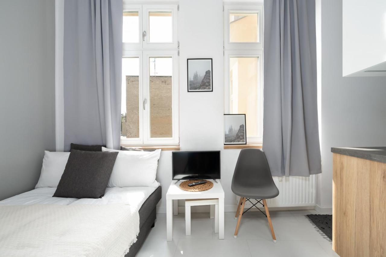 Cosy Studios Gasiorowskich By The Wilson Park By Noclegi Renters Poznan Exterior photo